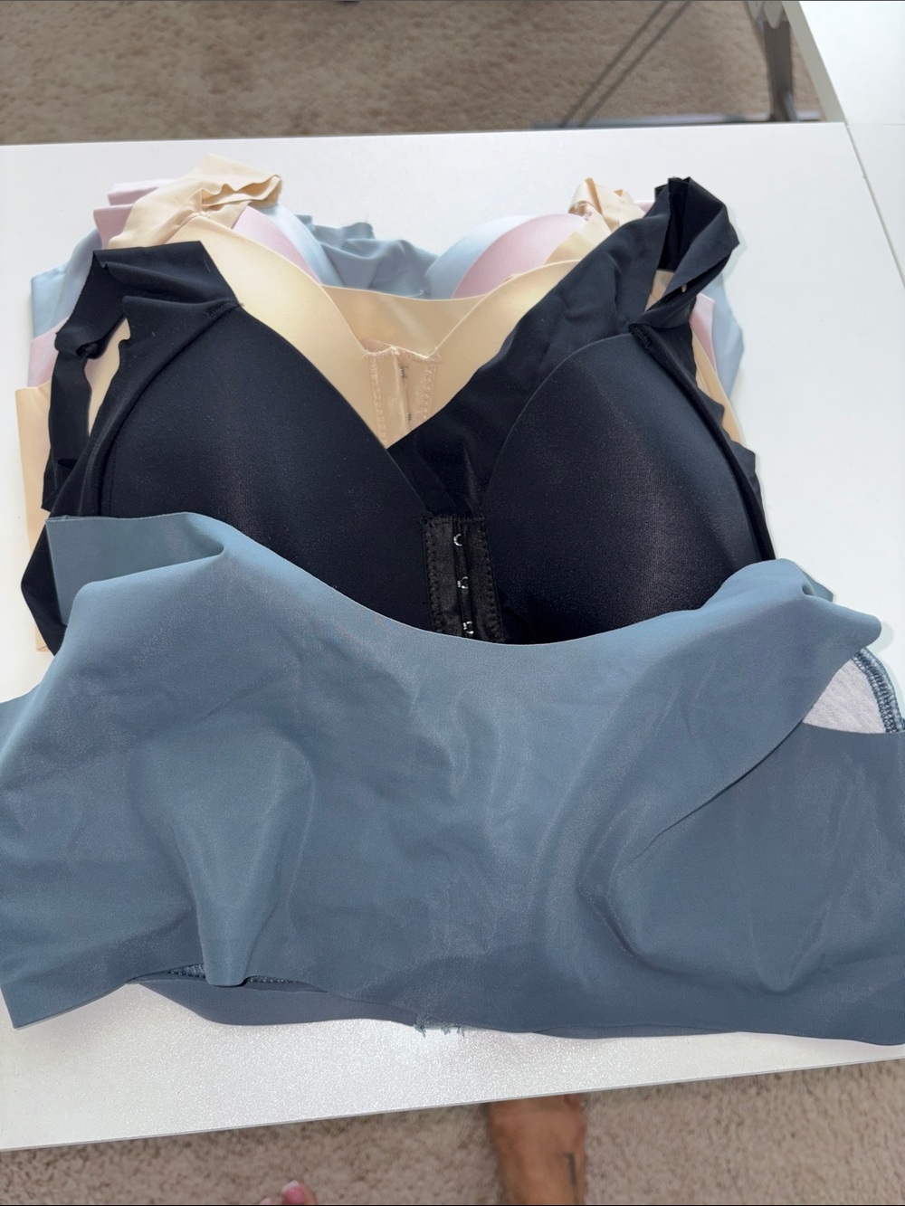 5 Seamless Front-Closure Comfort Bra - Blue, Black, Nude, Pink with padding - Picture 2 of 4